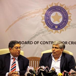 Former BCCI chief Manohar calls for suspension of IPL, CBI probe into fixing