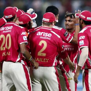 IPL PHOTOS: Punjab outclass Delhi to stay top