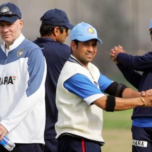 I told the players to give Chappell time to settle: Tendulkar
