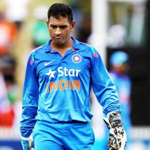 Dhoni leads ICC's 'ODI' side; No Indian in 'Test Team'