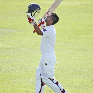 Shehzad hits ton as Pakistan dominate New Zealand on Day 1