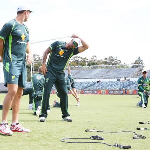 Feast for fans of raw pace as Australia host South Africa