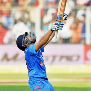 Dhoni leads praise as congratulations pour in for Rohit's 'sheer class'