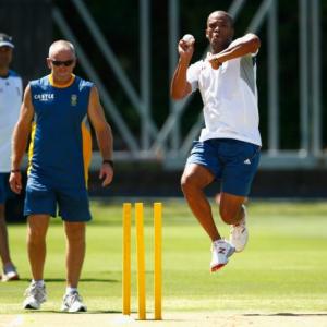 SA's Philander continues route back from freak injury