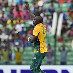 This South Africa spinner 'will pay money to play in IPL'
