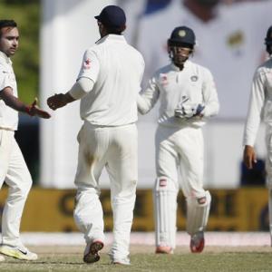 Colombo Test: India regain the initiative after Mathews ton