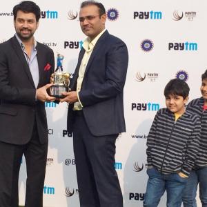 PHOTOS: Great moment at Kotla! BCCI felicitates Sehwag