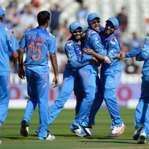 India need to play consistently to make it to semis: Azharuddin