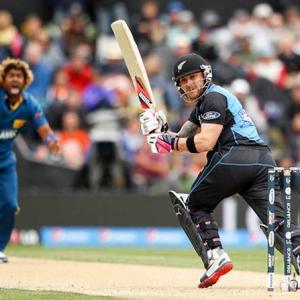 New Zealand open World Cup with big win over Sri Lanka