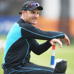 Confident New Zealand in the groove and unchanged for England