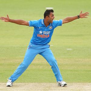 India pacer Shami out of UAE match; Binny may replace him