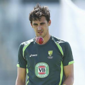Starc replaces Johnson in Australia lineup for Sydney Test