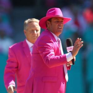 Warne posts cryptic message in response to 'wild sex romp' claims