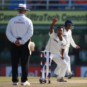Should India retain Amit Mishra for second Test?