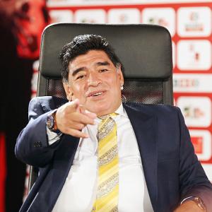 Maradona wants to fight FIFA 'mafia'