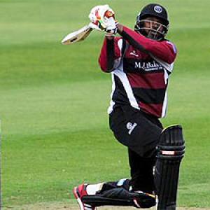Gayle's 62-ball-151 for Somerset goes in vain