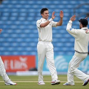 Headingley Test: Ruthless New Zealand complete emphatic win