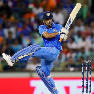 Nehra gives Dhoni vote of confidence