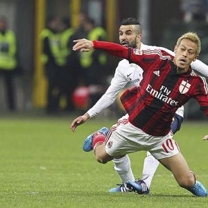Serie A: Milan held by lowly Verona; Eto'o scores