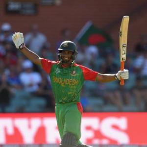 Bangladesh knock England out of World Cup after Mahmudullah ton