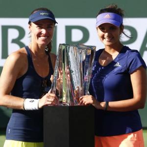 Sania-Hingis lift Indian Wells doubles title
