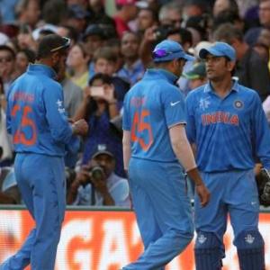 Pacers could have done slightly better: Dhoni