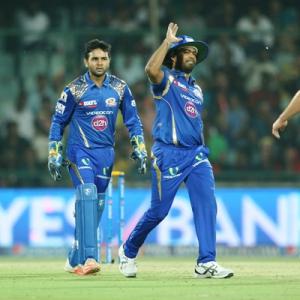 IPL: Resurgent Mumbai take on inconsistent Delhi in key contest