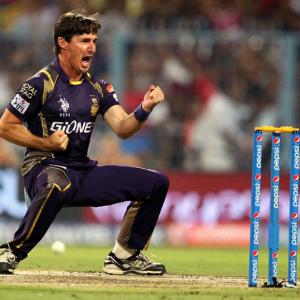 IPL: Hogg reprimanded for using inappropriate language