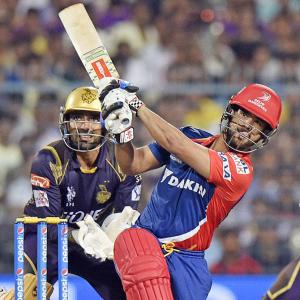 Turning Point: 15-20 runs too many, and Daredevils were done in