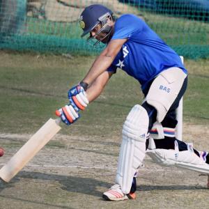 How Mohali curator steers clear of controversy...