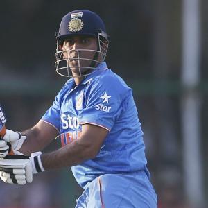'The Finisher' finished? India debate Dhoni