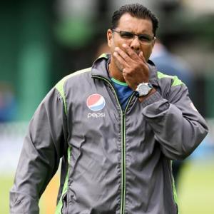 Waqar resigns as Pakistan's coach after World T20 debacle