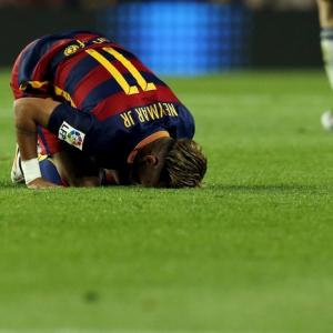 Neymar under scrutiny as Barca's campaign stutters