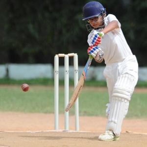 Dravid's son grabs eyeballs with hundred in school cricket