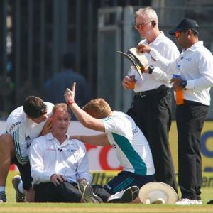 Umpire Reiffel to miss rest of Mumbai Test