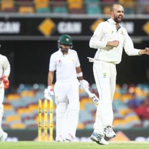 PHOTOS: Australia vs Pakistan, 1st Test, Day 1