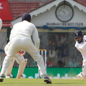 Stats: Rashid posts highest Test score vs India