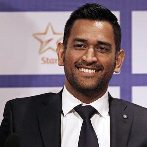 Under-fire Dhoni gets BCCI's backing