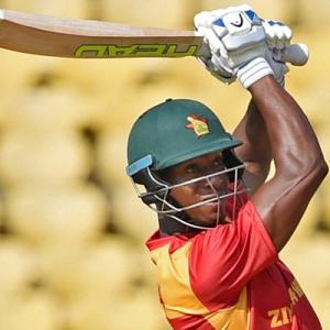 Zimbabwe survive Hong Kong scare in WT20 qualifier