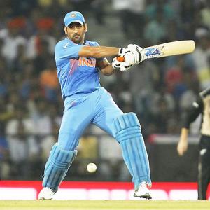 Dhoni finds his excuse: 'Challenge to score runs on such tracks'