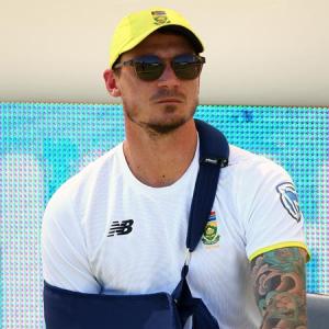 Steyn out for six months after shoulder surgery