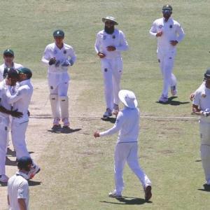 PHOTOS: Australia vs South Africa, Day 5, Perth Test