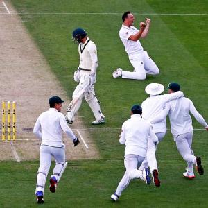 PHOTOS: South Africa humiliate Australia in Hobart to seal series