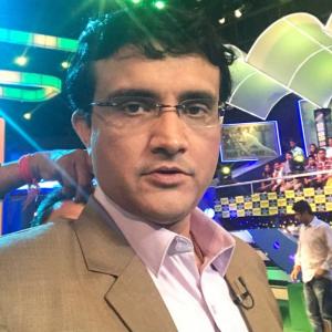Ganguly takes 'CAB ride' to BCCI meeting