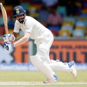 Will Vijay make a comeback at Rahul's expense for Aus tour?