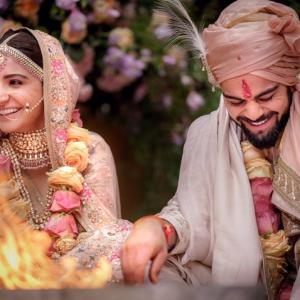 First look! Virat Kohli and Anushka Sharma married!