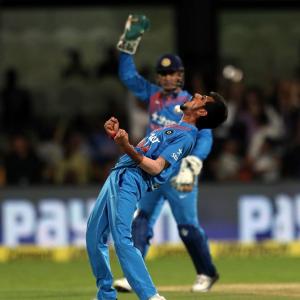 Chahal takes six as India destroy England to win T20I series