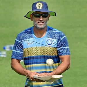 Dhoni in trouble? He is no automatic choice, says chief selector