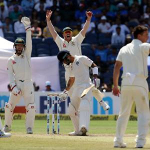 Angry Kohli slams batsmen after Pune flop show