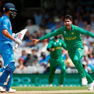 Kohli best batsman in the world, says Pakistan's Amir